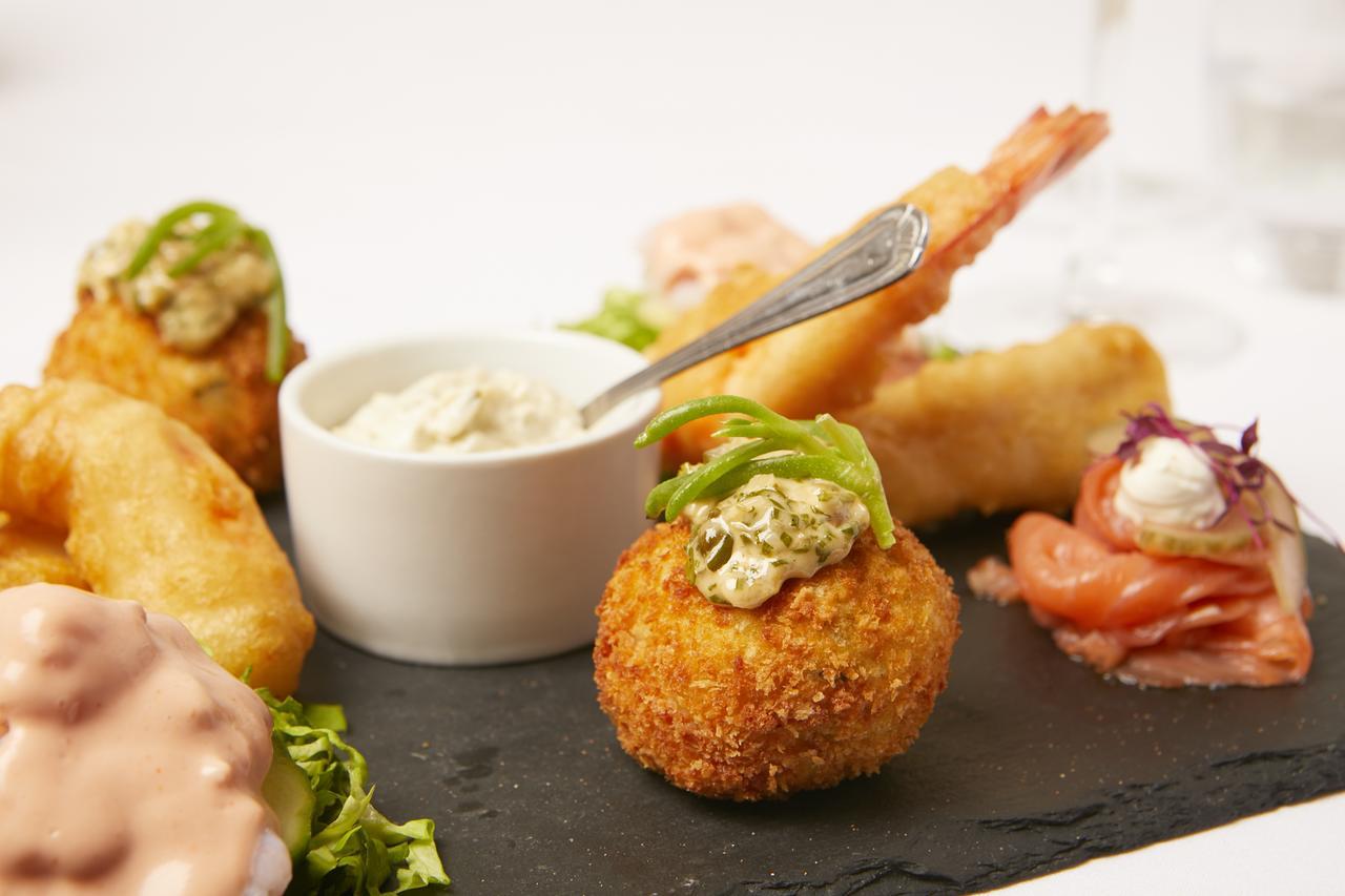 סקארבורו Palm Court Hotel מראה חיצוני תמונה